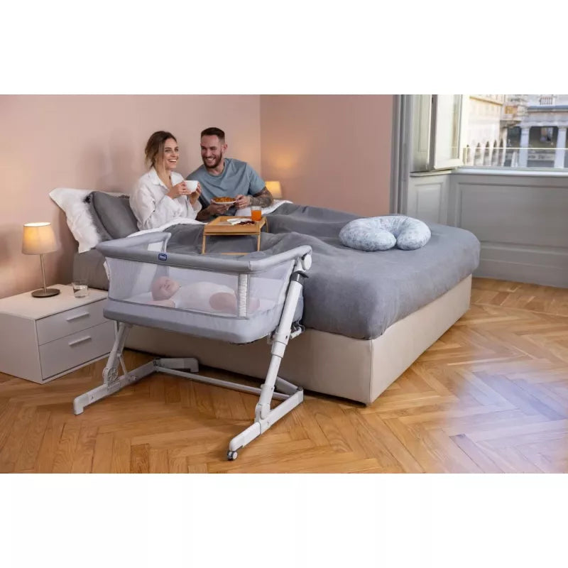 Chicco Next2Me Pop-Up Cosleeping Crib – Grey Mist