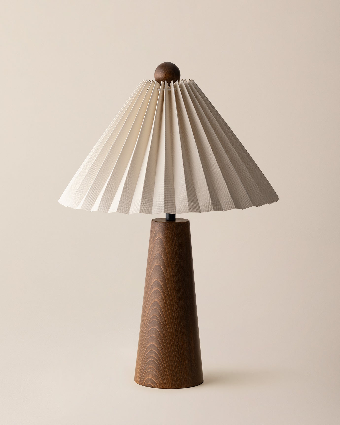 Meghan Lamp - Madame Coco JO