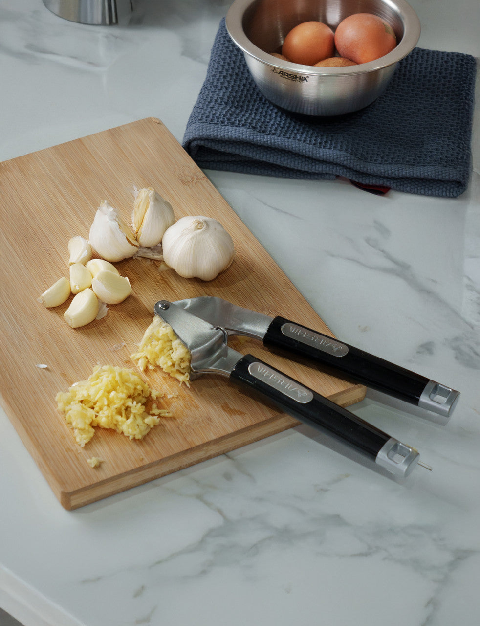 Arshia Garlic Press – 18/0 Stainless Steel & ABS Body with Chrome Finish for Easy Garlic Crushing
