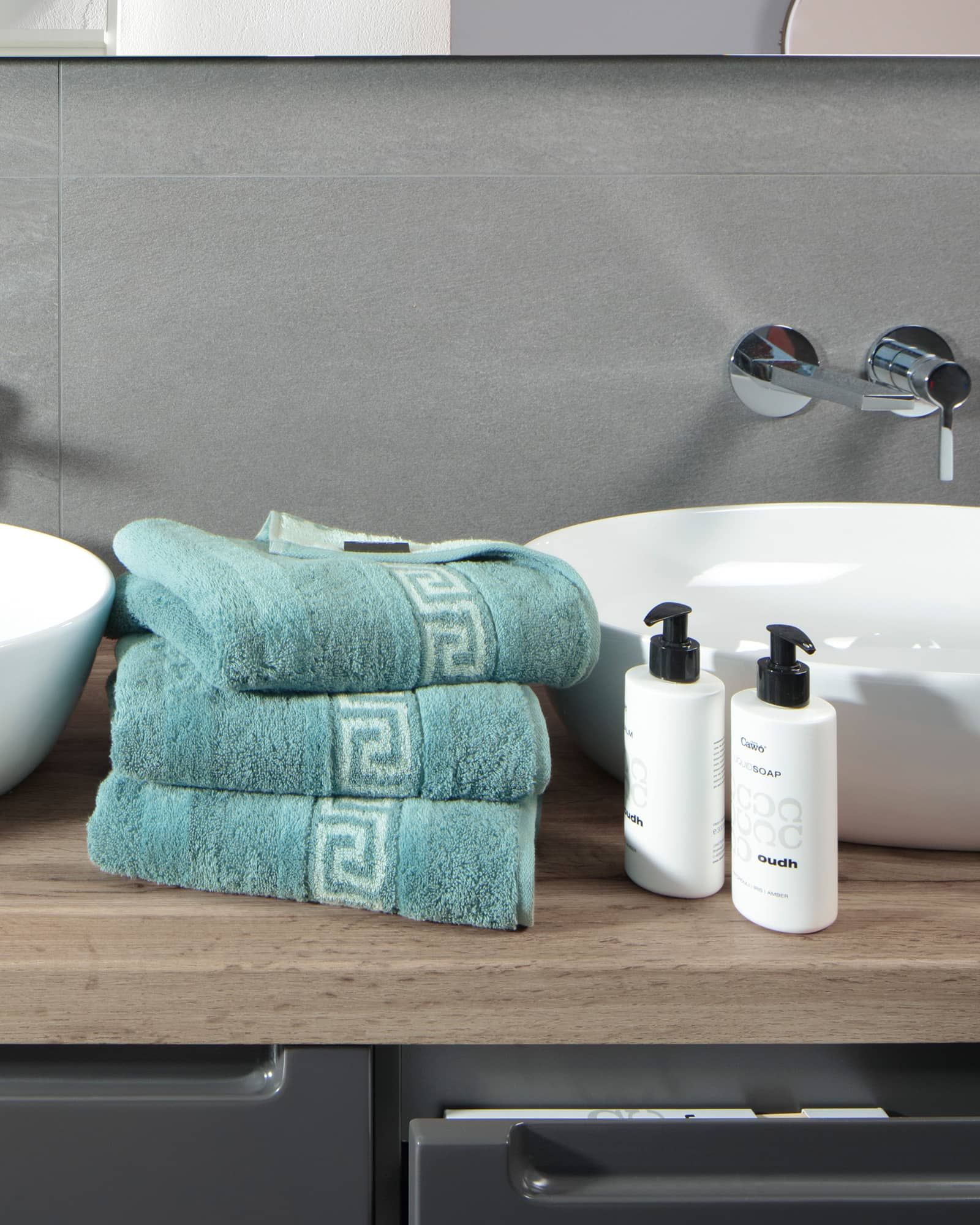 Cawö Noblesse Bath Towel 80×150 cm - Soft Luxury Cotton