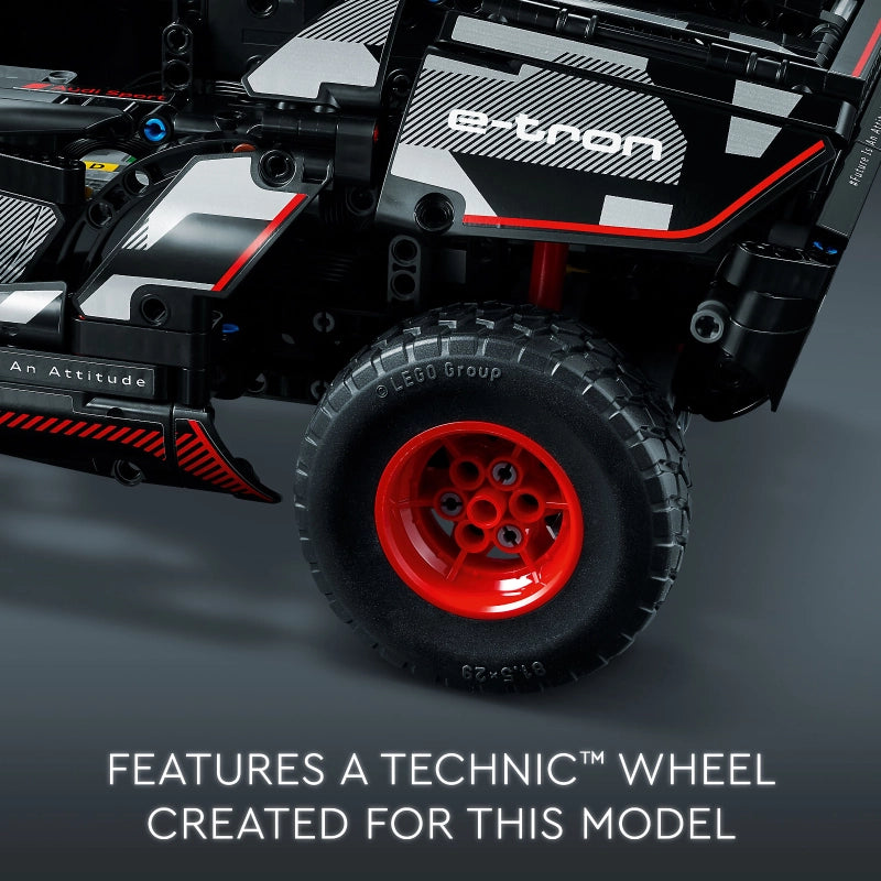 LEGO Technic Audi RS Q e-tron – 914 Pieces | Set 42160