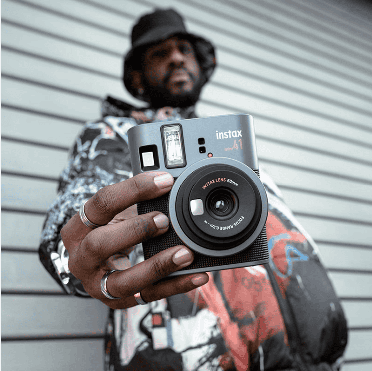Fujifilm Instax Mini 41 – Effortless Instant Selfies