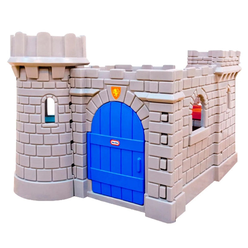 Little Tikes Classic Castle Playhouse – Kids Outdoor Play Castle with Slide