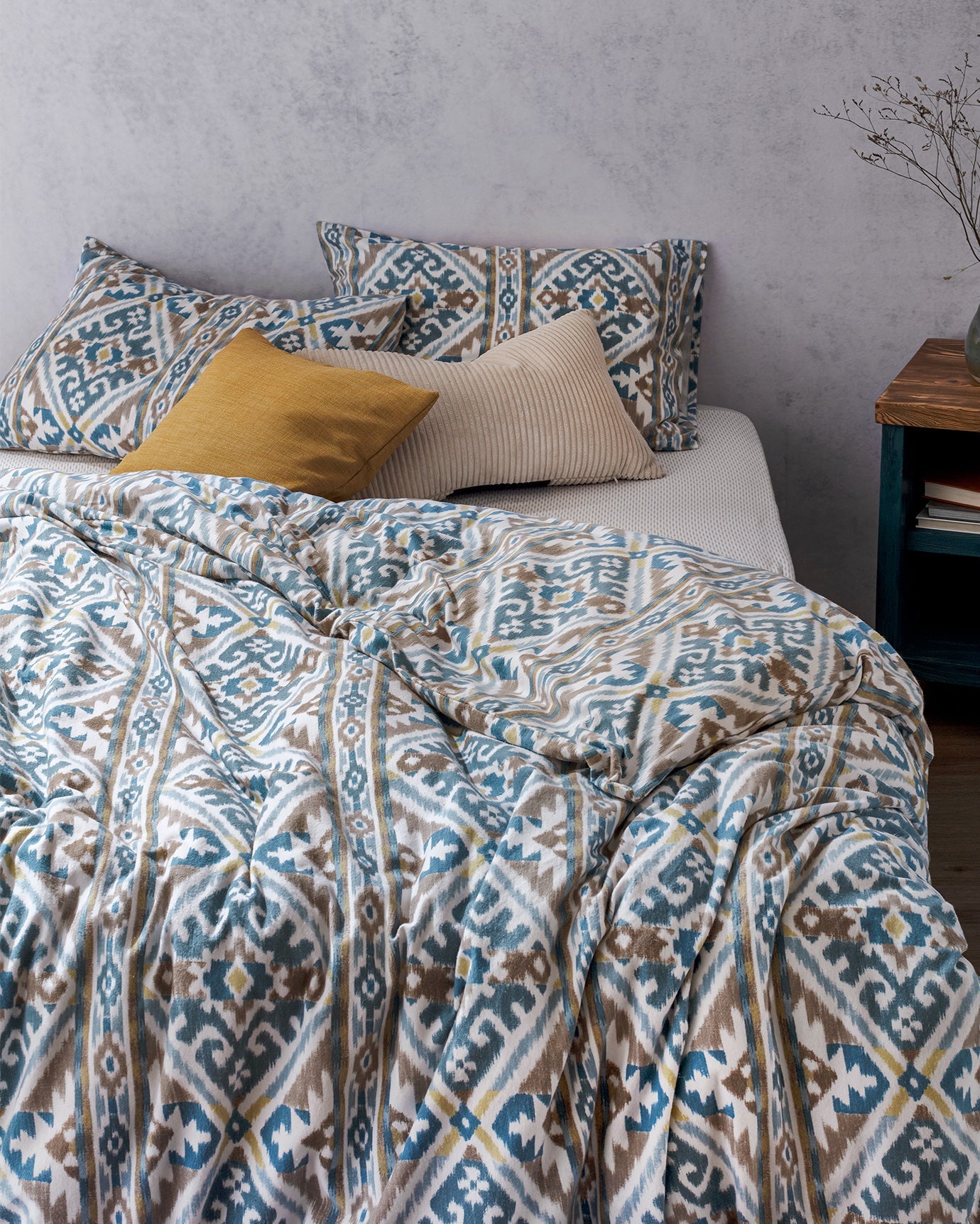 Aron Double Size Flannel Duvet Cover Set - Madame Coco JO