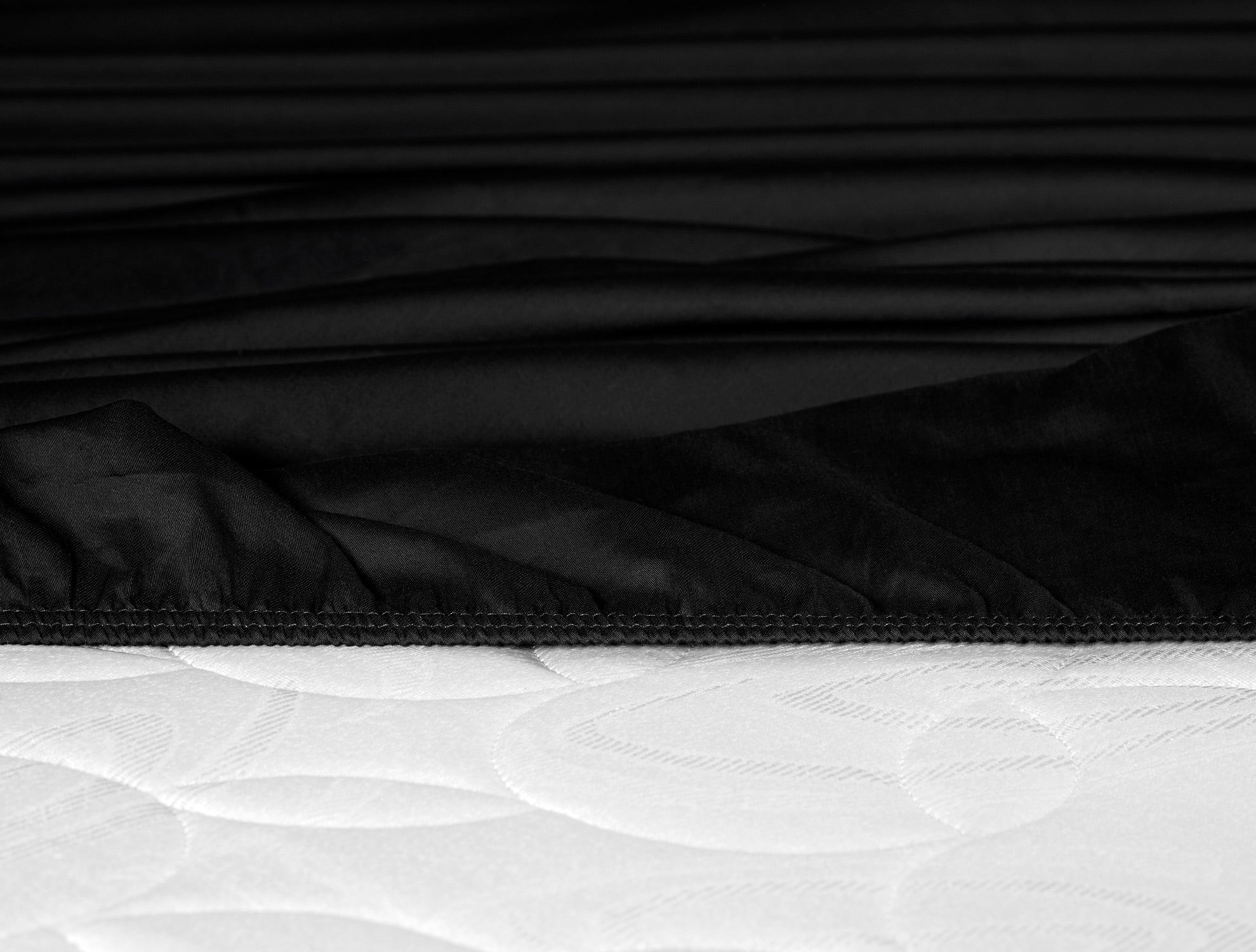 Ciel Satin Fitted Sheet - Madame Coco JO