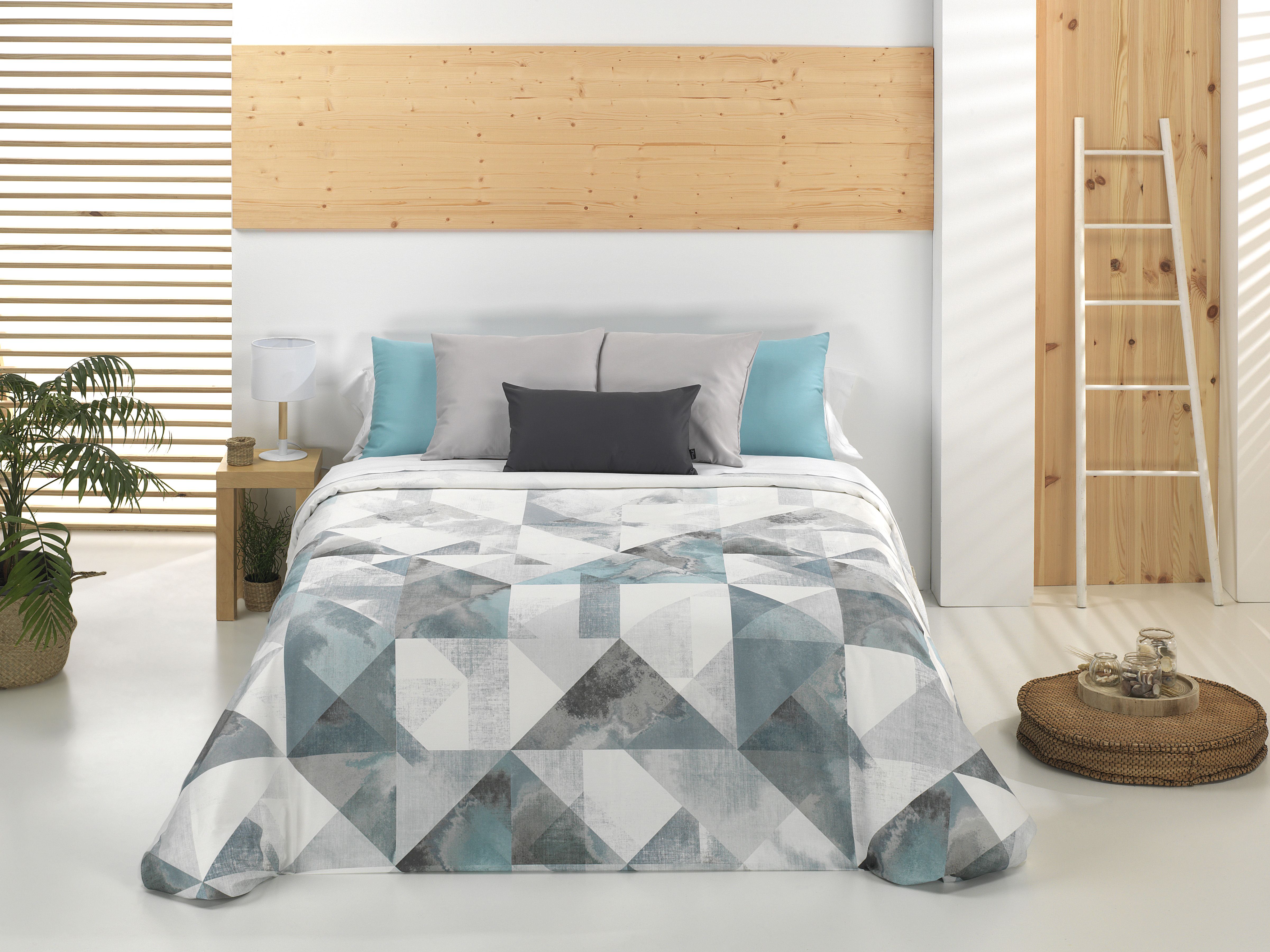 Canete Anius Twin Comforter Set – 4-Piece Luxury