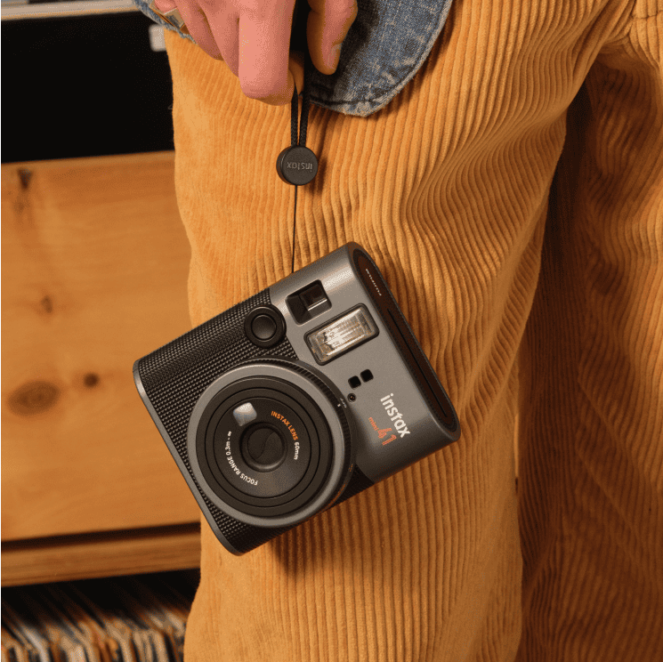 Fujifilm Instax Mini 41 – Effortless Instant Selfies