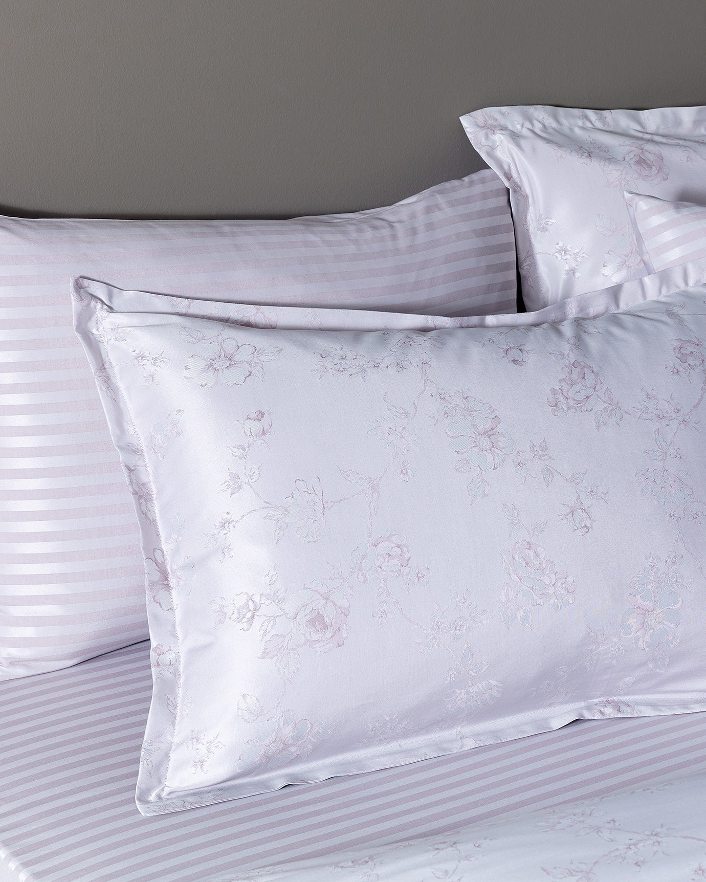 Audrey King Size Duvet Cover Set - Jacquard Satin - Madame Coco JO