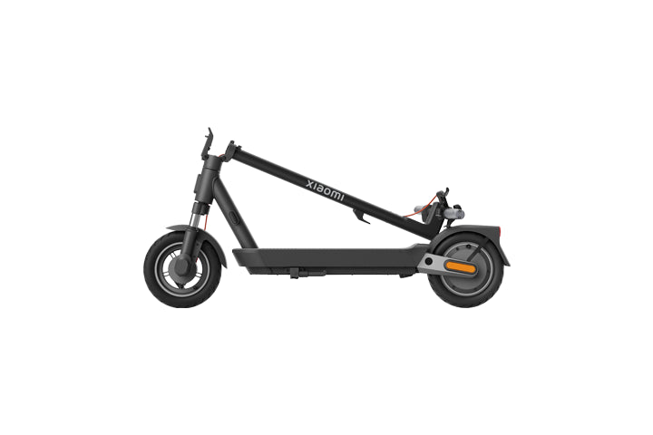Xiaomi Electric Scooter 5 Pro GL – High-Performance Foldable E-Scooter with 60km Range, 25km/h Speed, Dual Disc Brakes, 10” Tubeless Tires, LED Display, App Connectivity – Black