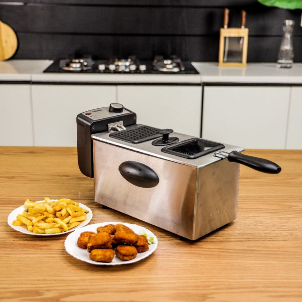 Geepas Compact Deep Fryer 3L Capacity 2180W Power