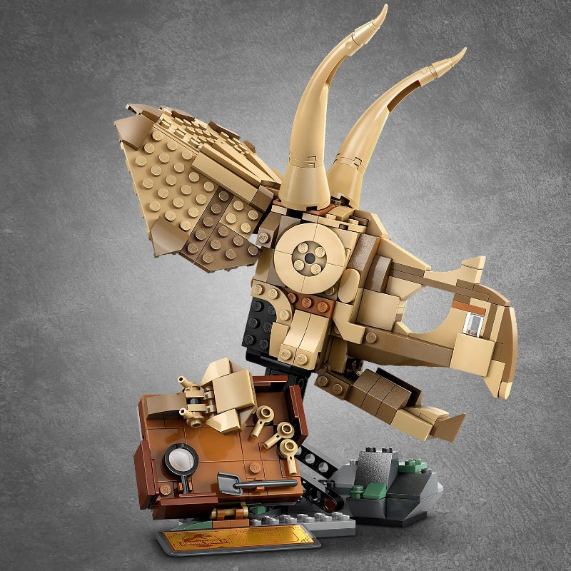 LEGO Jurassic World Dinosaur Fossils: Triceratops Skull – 468 Pieces | Set 76969