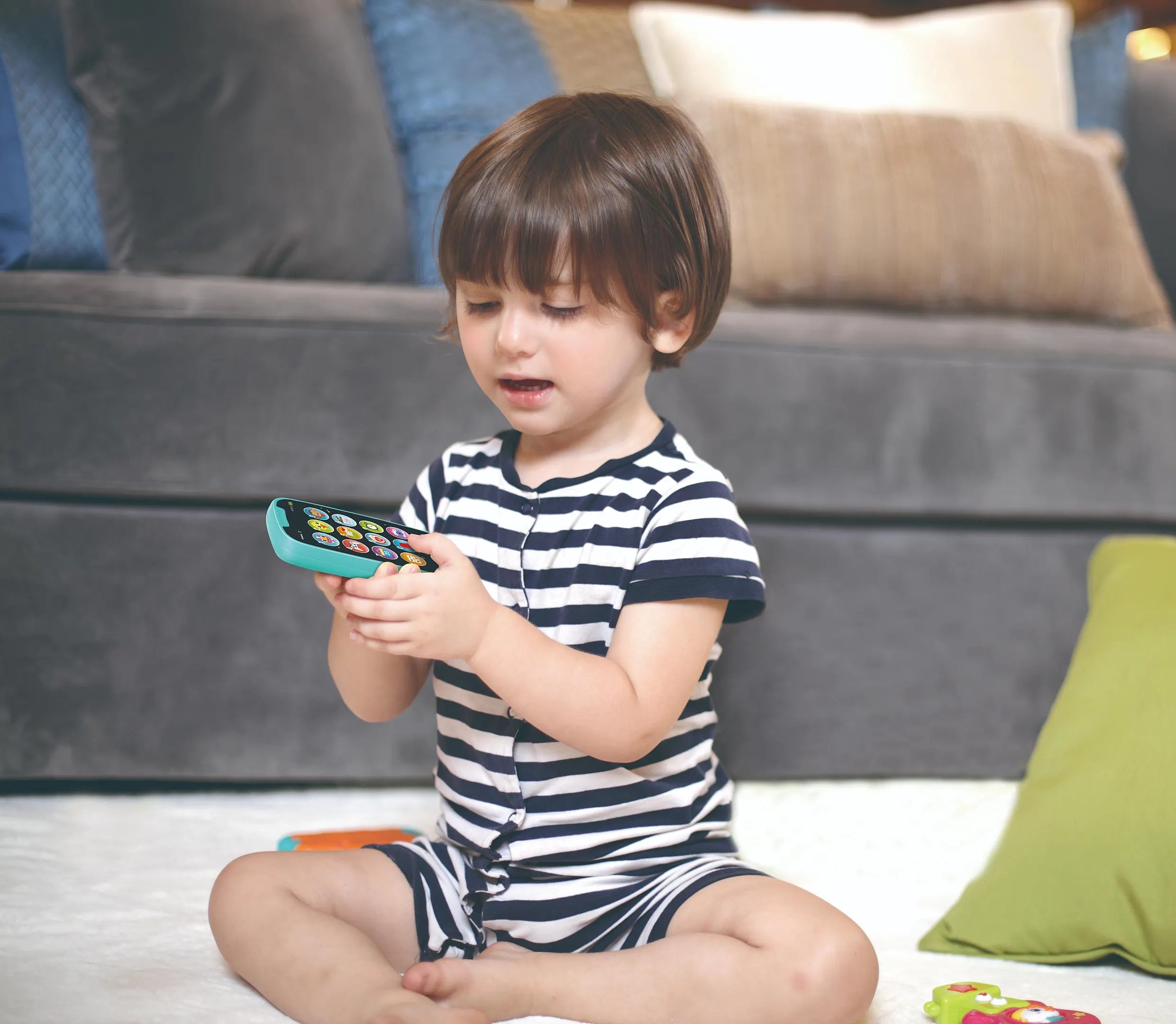 HOLA – My First Smartphone (Pink)