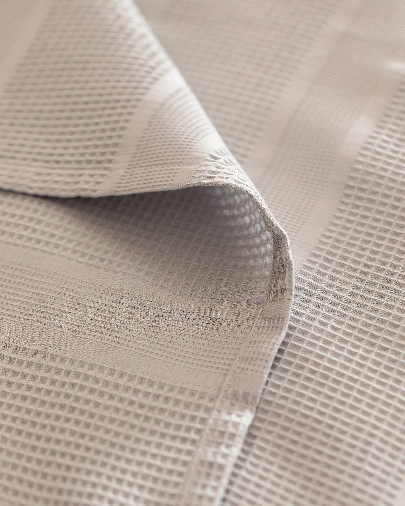 Mathilda  Ecocell Plain King Size Pique - Madame Coco JO