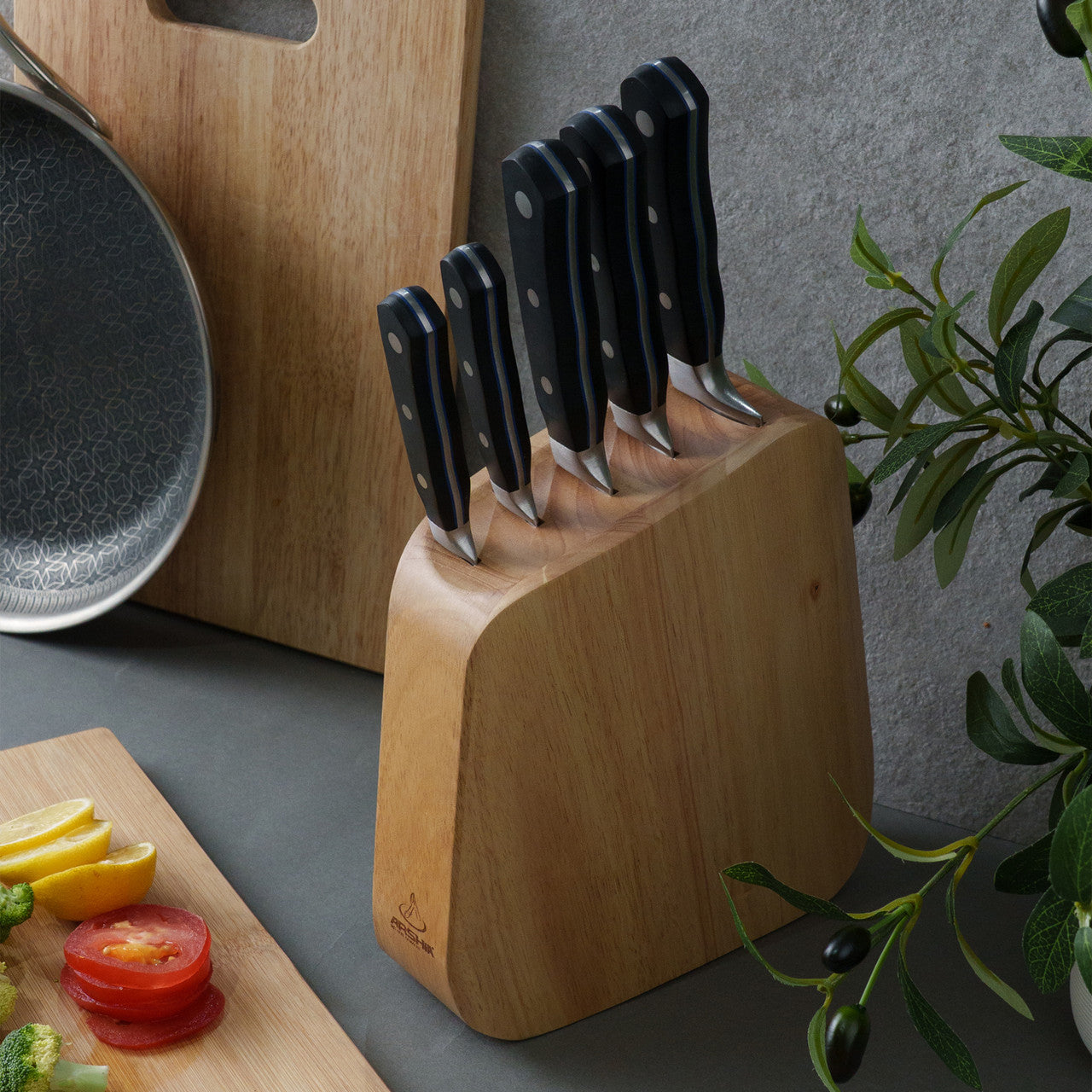 Arshia 6-Piece Knife Set with Wooden Stand – Sharp Stainless Steel Blades & Elegant Display Block