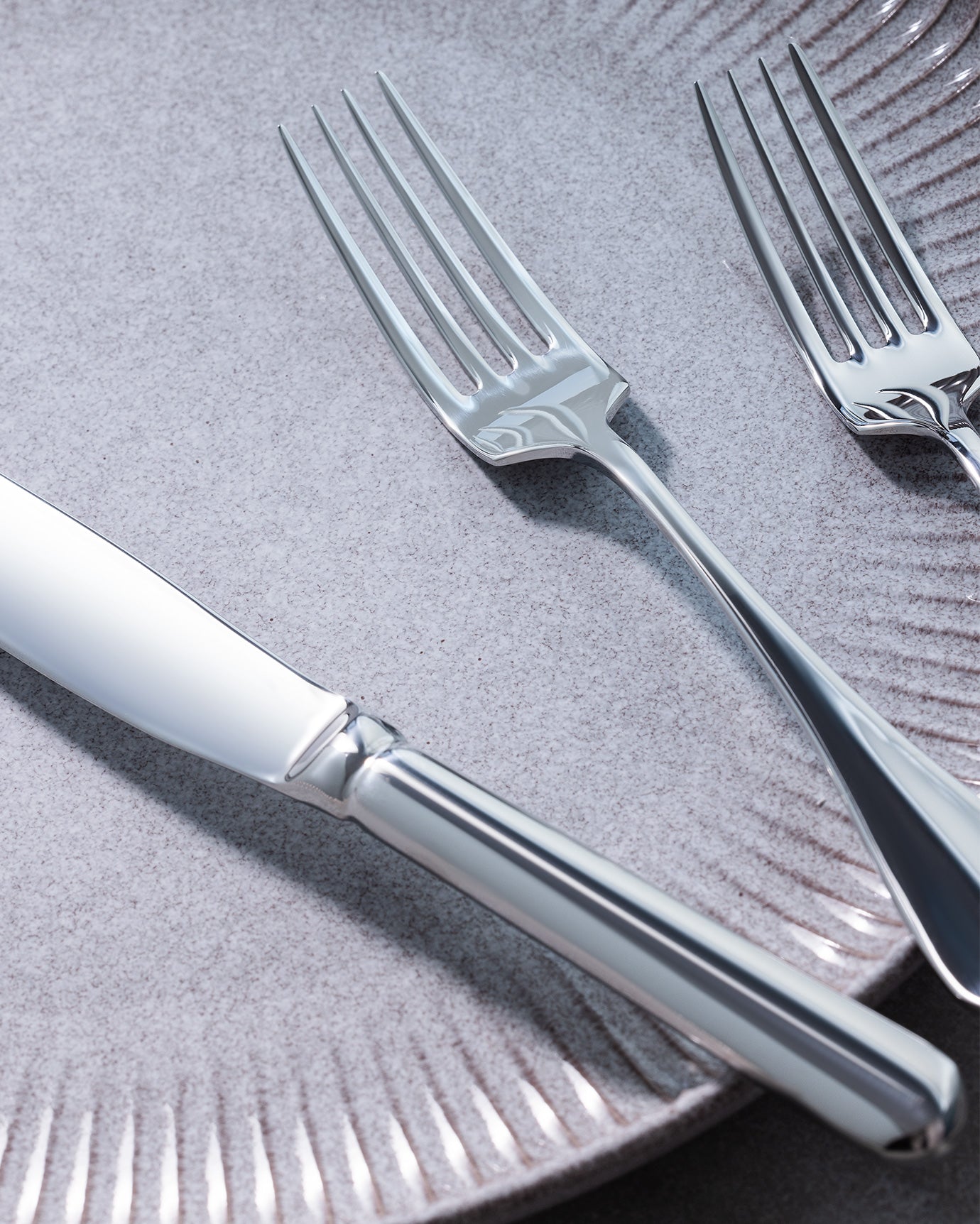 Fleur De Lys  42 Pcs Cutlery Set - Madame Coco JO