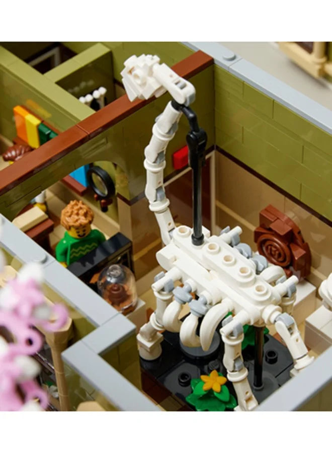 LEGO® Natural History Museum 10326 – Iconic Build Set