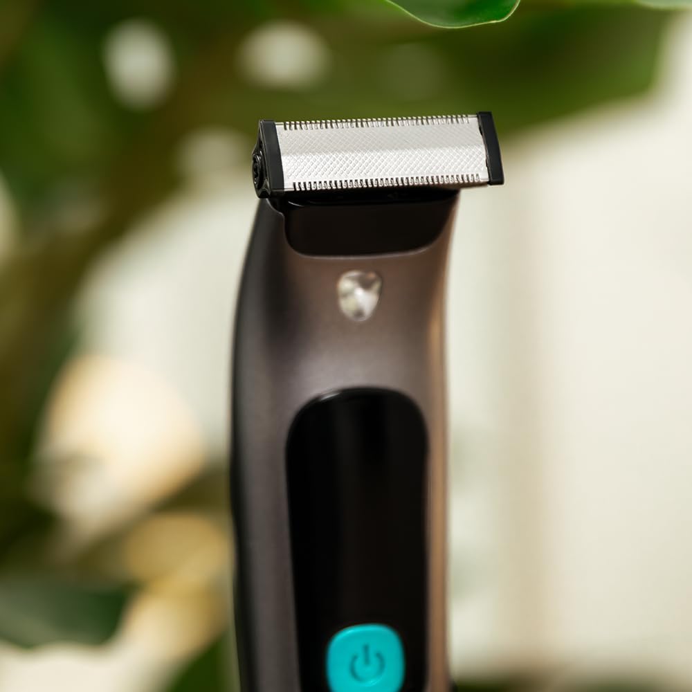 Cecotec PrecisionCare OneShave Screen Electric Shaver IPX7 90 Min Digital Display