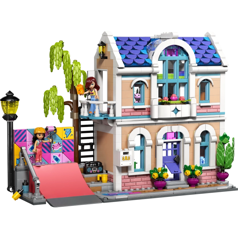 LEGO Friends Liann's Family House – 946 Pieces | Set 42687