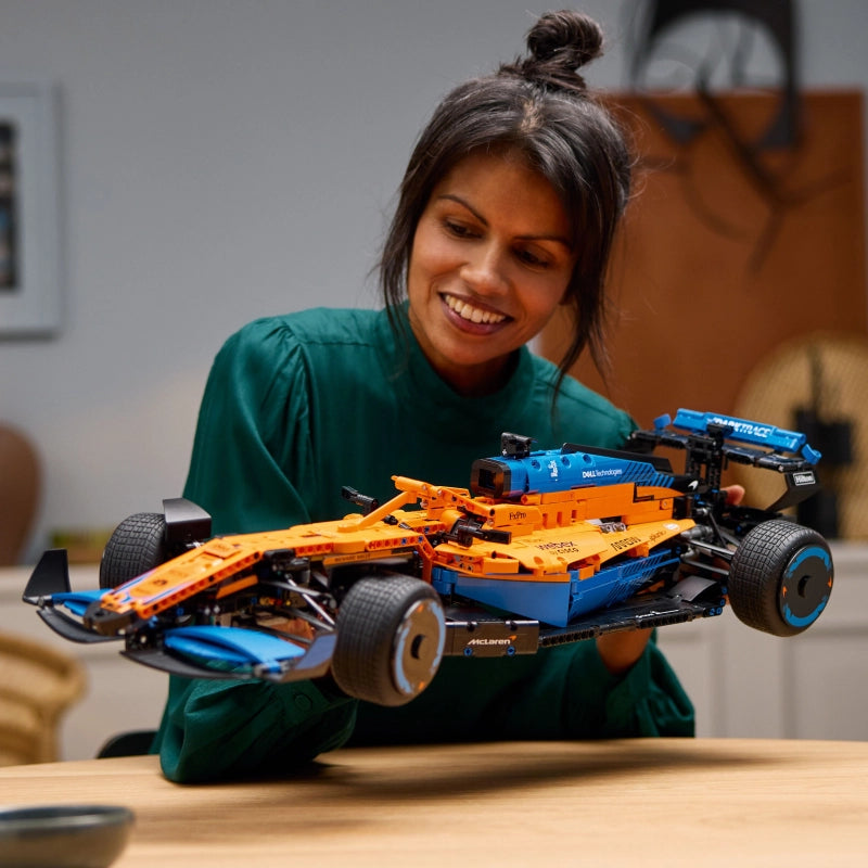 LEGO Technic McLaren Formula 1 Race Car – 1434 Pieces | Set 42141