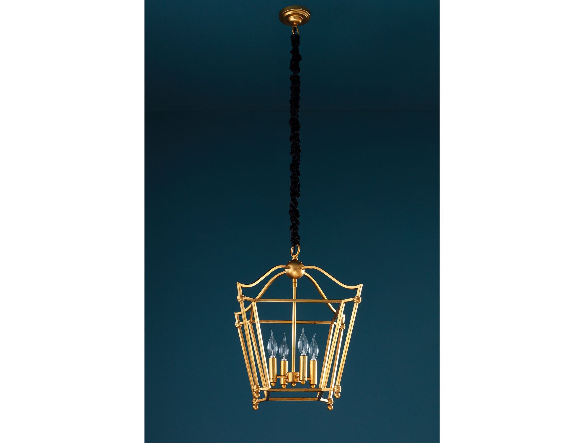 Rehab Chandelier - Madame Coco JO