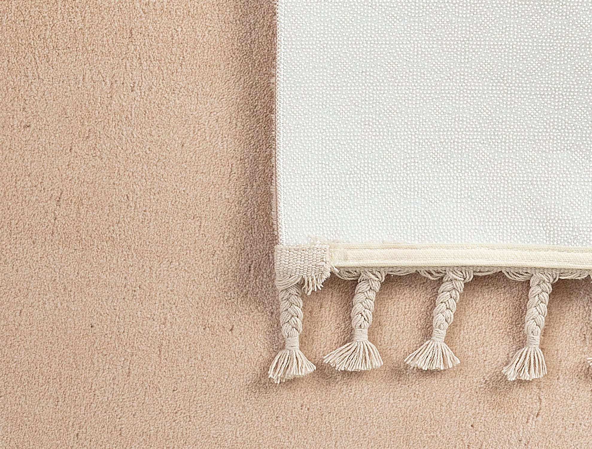Carol Fringe Carpet - Madame Coco JO