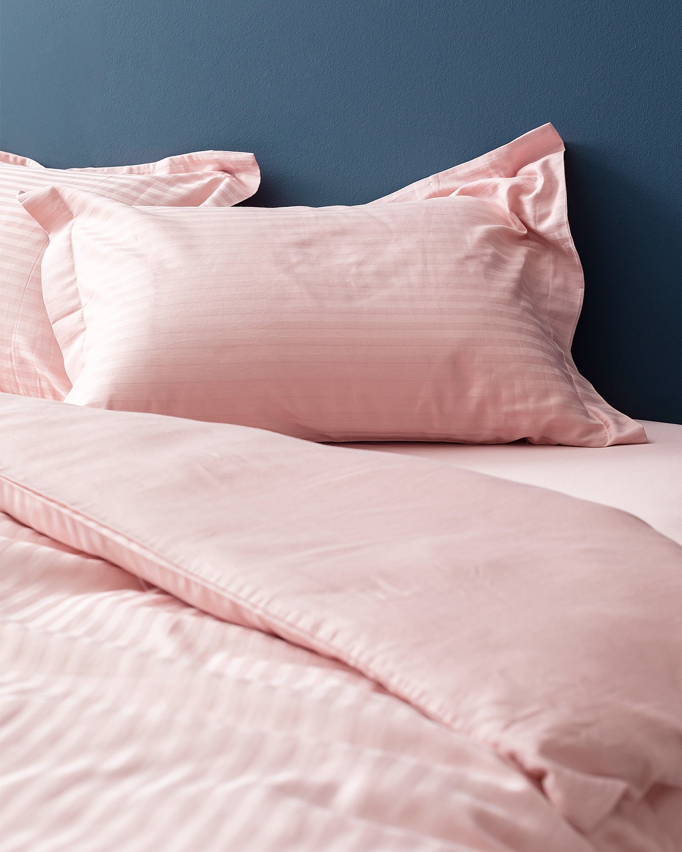 Elicia Double Size Striped Satin Duvet Cover Set - Madame Coco JO