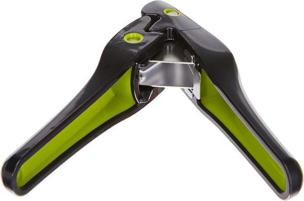 Ibili Garlic Press - Easy & Quick Garlic Crushing