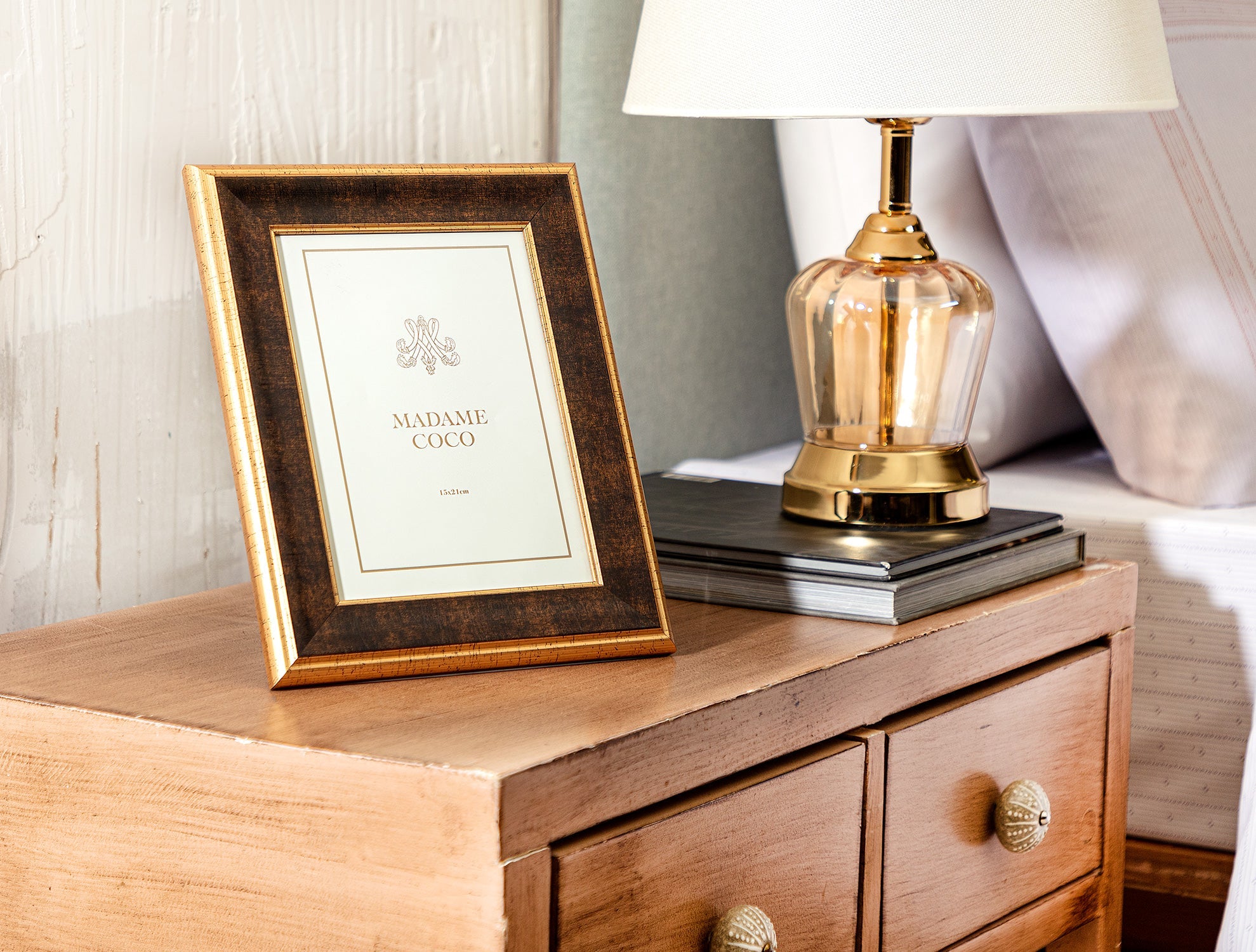Dyanna Photo Frame - Madame Coco JO