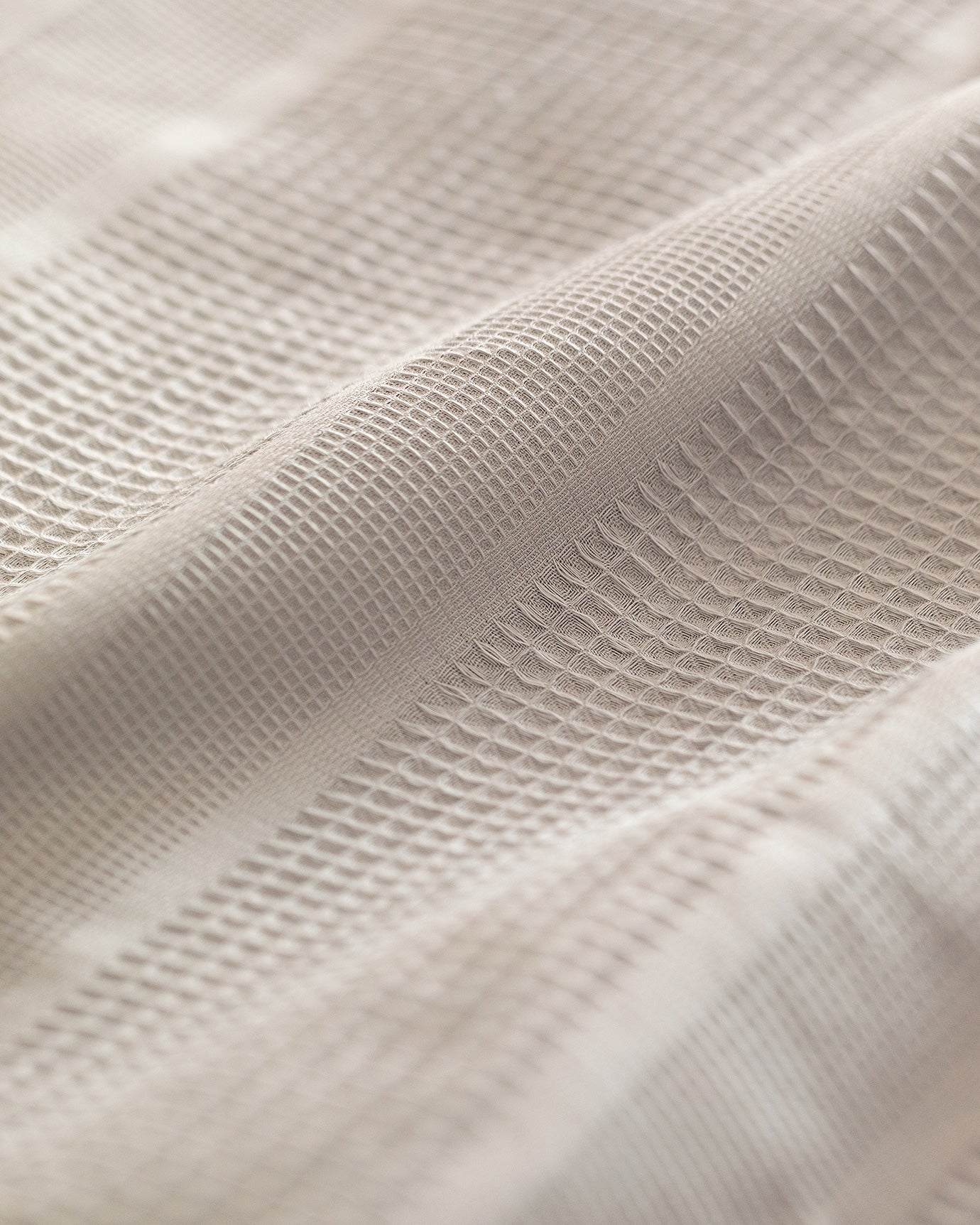 Mathilda  Ecocell Plain King Size Pique - Madame Coco JO