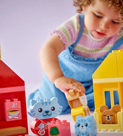 LEGO® DUPLO® Daily Routines: Eating & Bedtime 10414