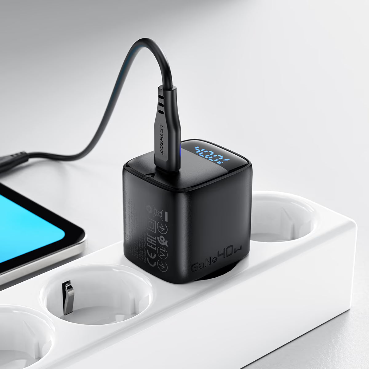 ACEFAST A135 GaN Wall Charger 40W PD – LED Display, AVS Fast Charging, EU Plug