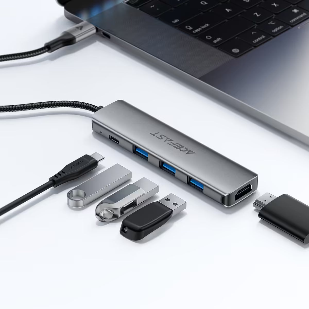 ACEFAST J16 USB-C Docking Station 5-in-1 – 4K 60Hz, 90W PD, 5Gbps