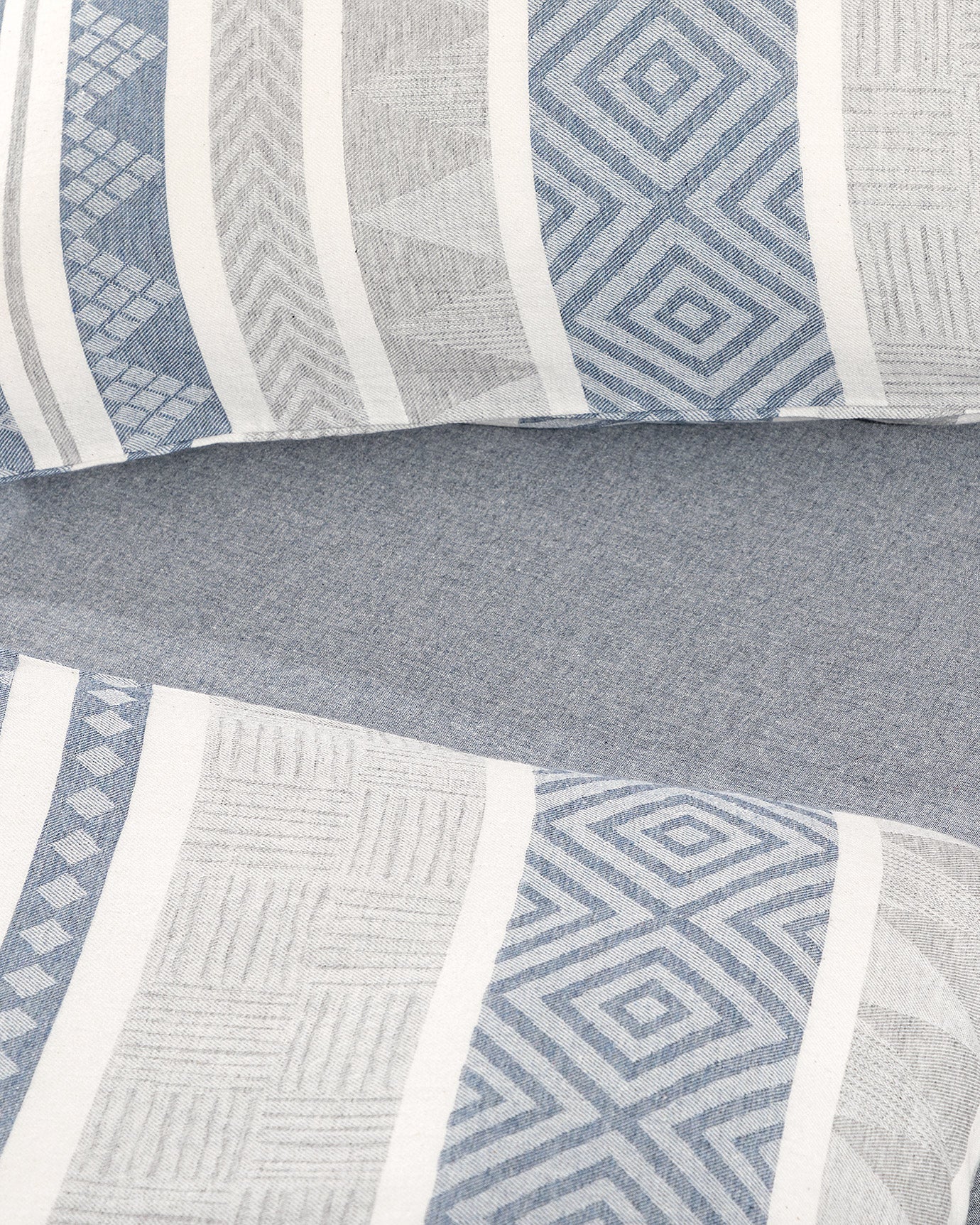 Semnoz King Size Jacquard Duvet Cover Set - Madame Coco JO
