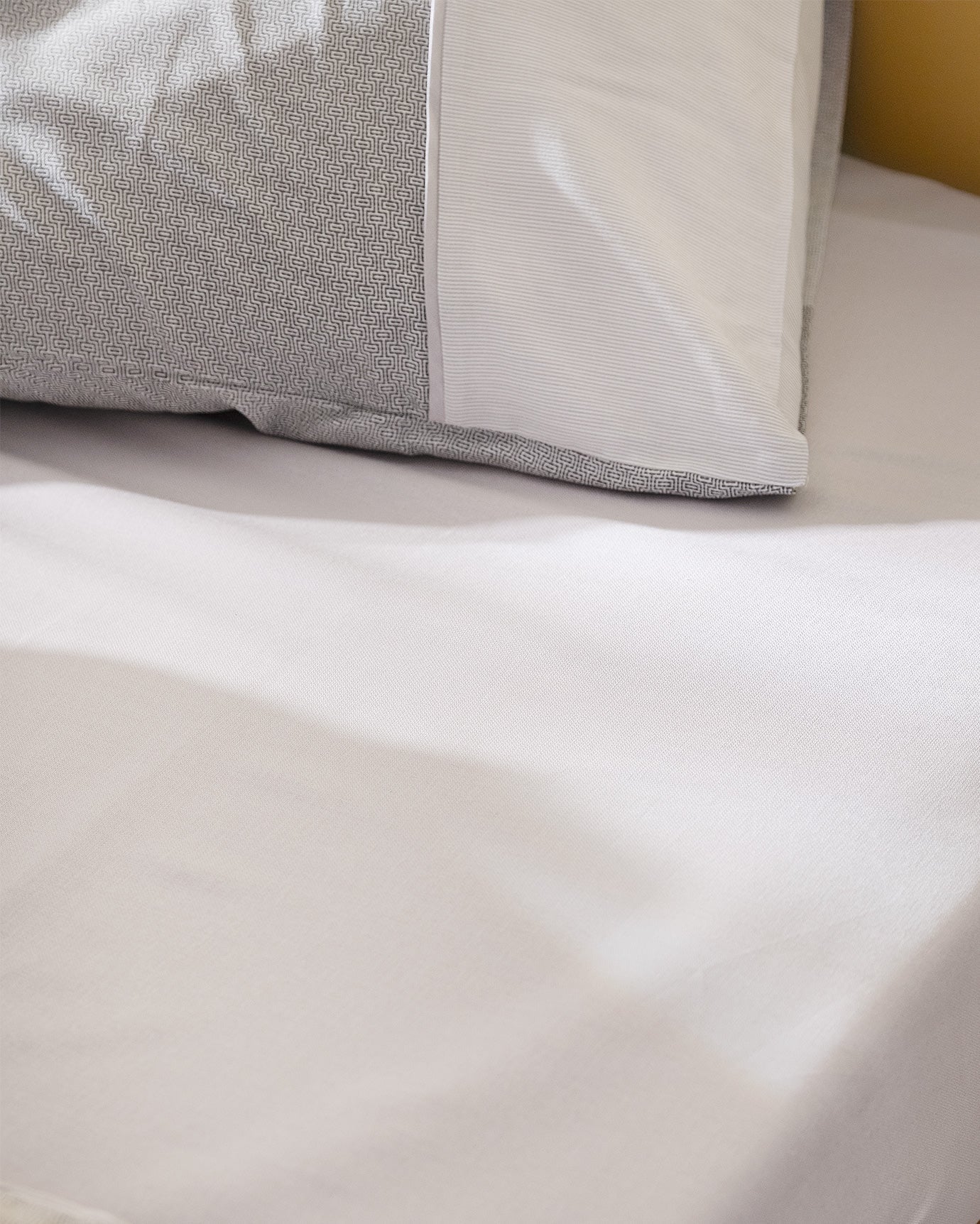 Faron Single Size Duvet Cover Set - Coco Crep Patterned - Madame Coco JO