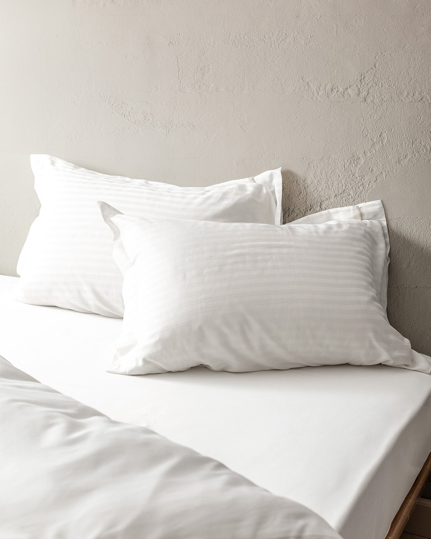 Elicia Super King Striped Satin Duvet Cover Set - Madame Coco JO