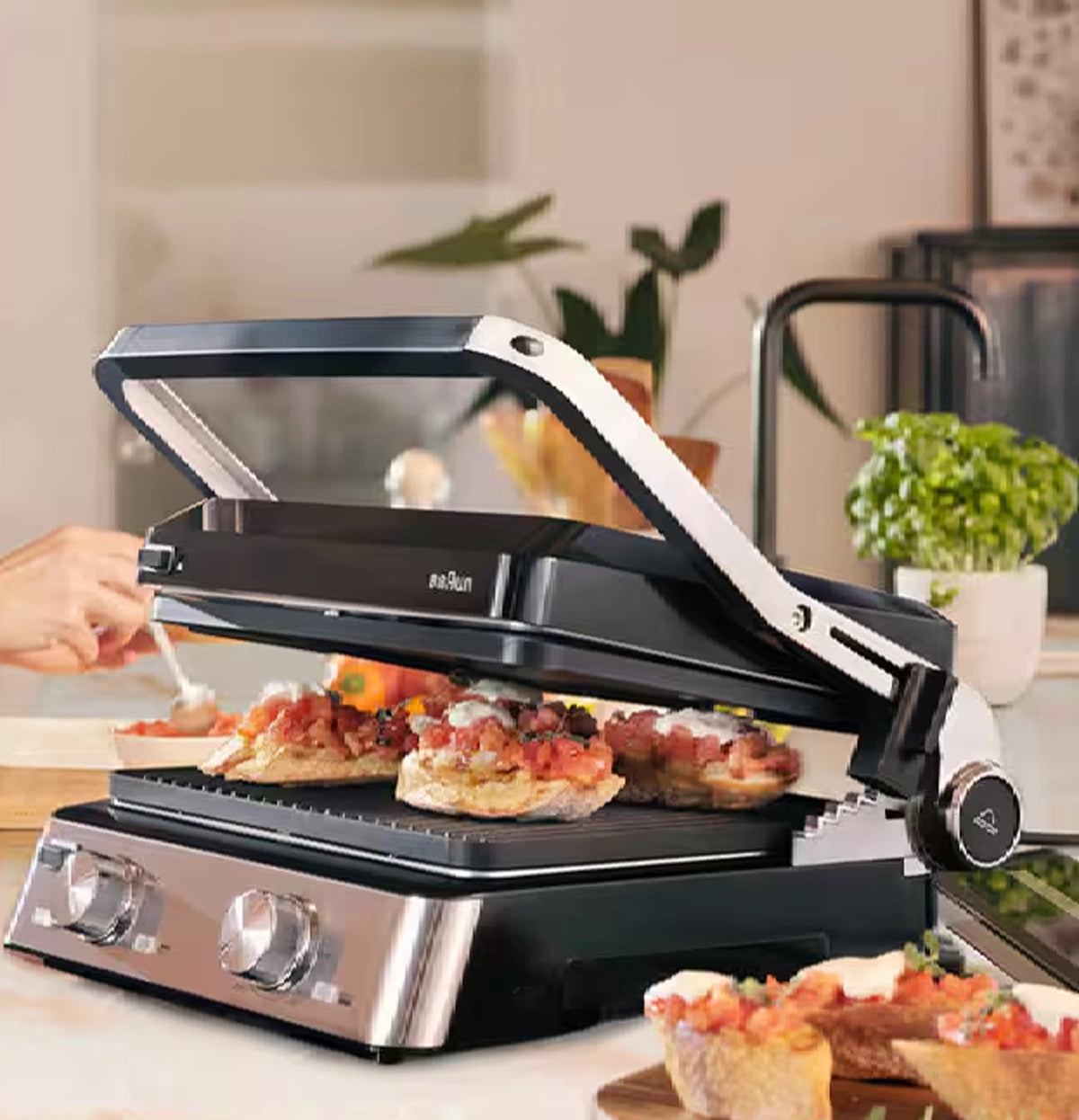 Braun MultiGrill 7 Contact Grill 2000W 3 Cooking Positions 230°C Non-Stick Removable Plates – Black & Stainless Steel (CG7020)